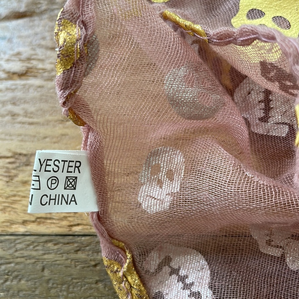 Infinity skull scarf - Picture 9 of 9